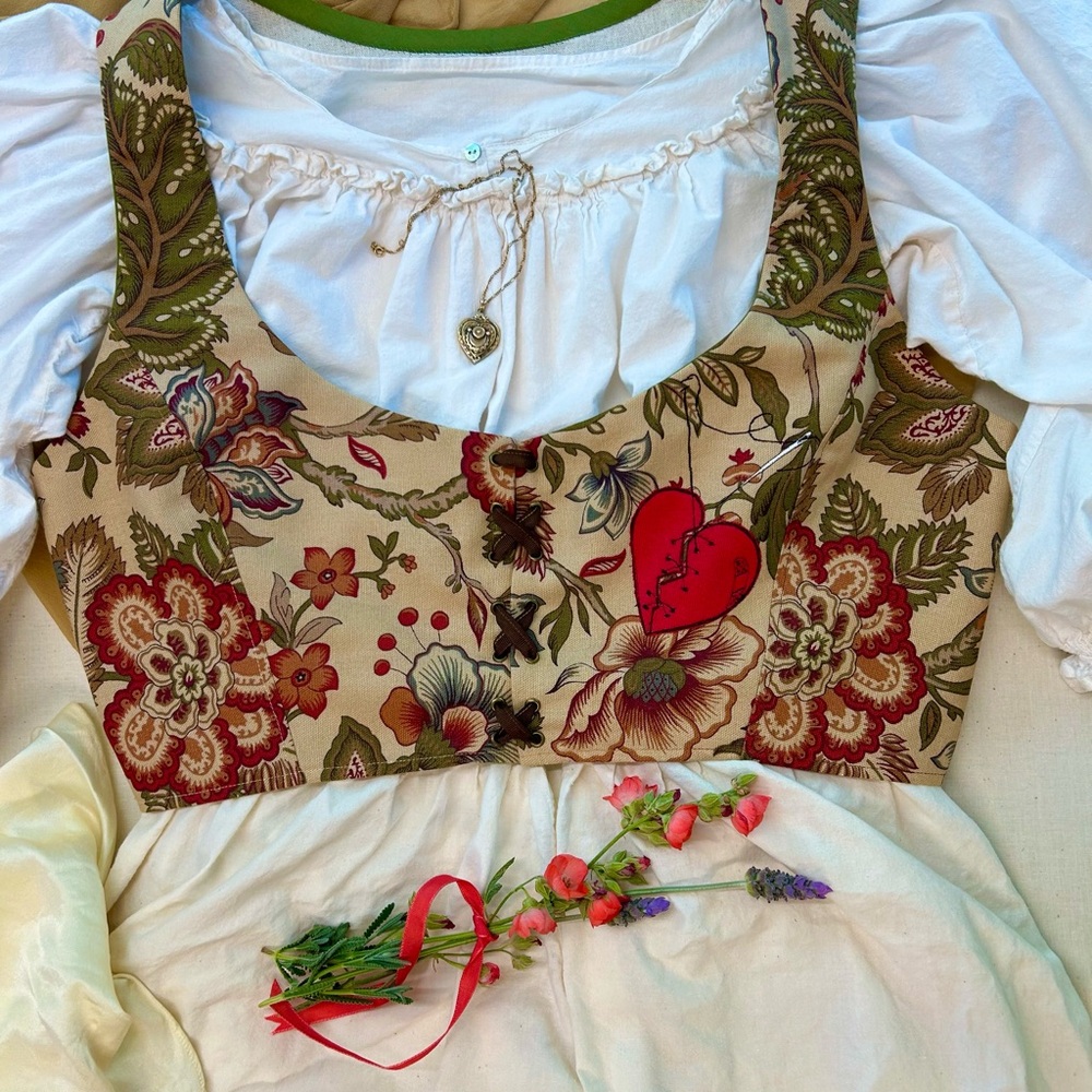 Handmade fairytale corset, Victorian L, XL. Bust 40-44, waist 32/43 - Picture 4 of 5